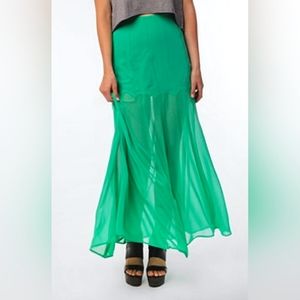 🐰Sparkle & Fade Emerald Green Chiffon Maxi Skirt
